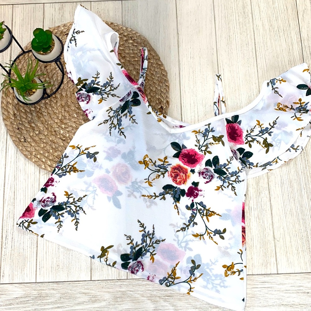 Floral print cold shoulder blouse size small